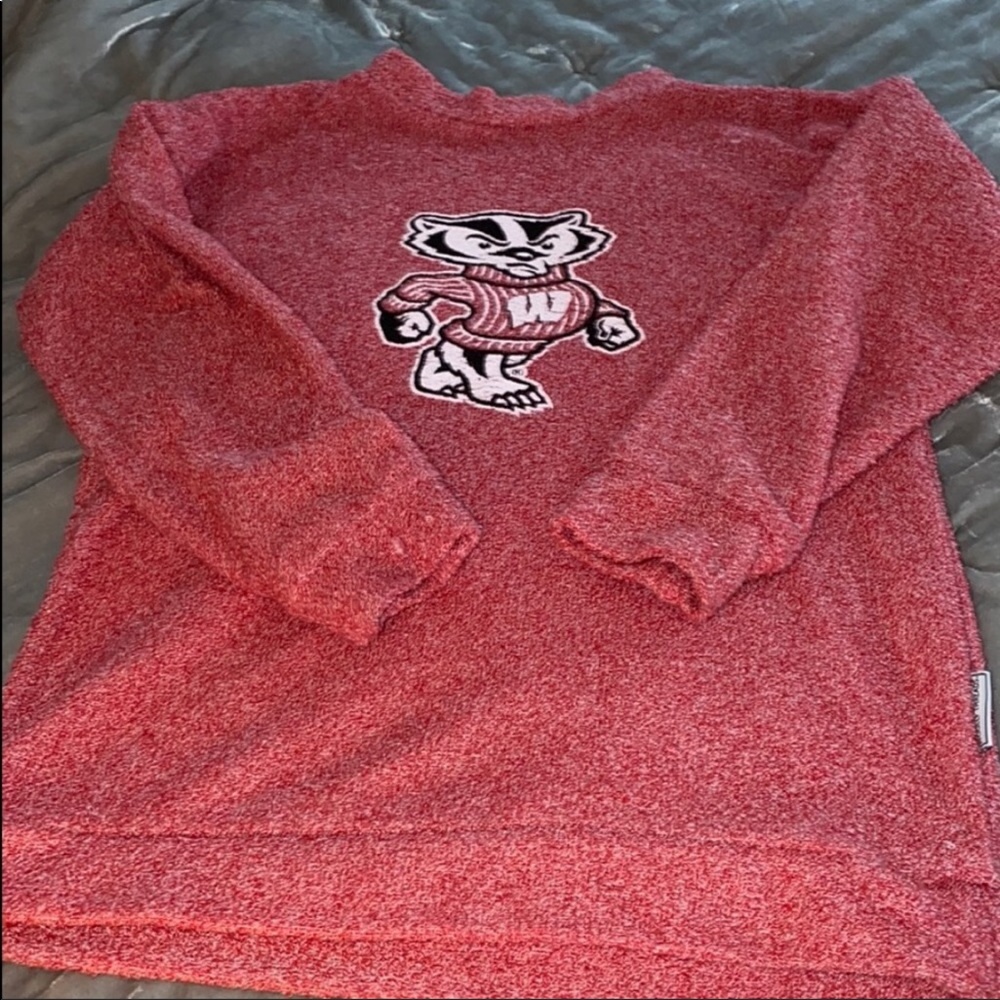 Wisconsin Badgers Pullover